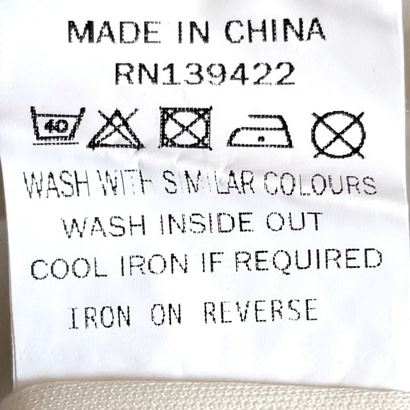 Tobi Kari Ivory Sequin Metallic Geometric Stripe Mini Skirt Size XS NWT - Picture 8 of 8